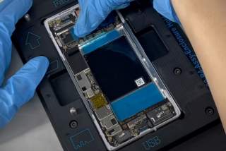 Watch a Pixel 6 Pro Get Assembled in Video Presumably Produced by Teletubbies