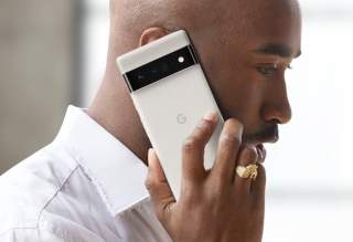 These New Pixel 6 Pictures Should Help You Decide Which to Buy