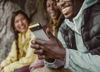 First Looks at Pixel 6’s New Pixel Stand and Some Other Goodies are Here