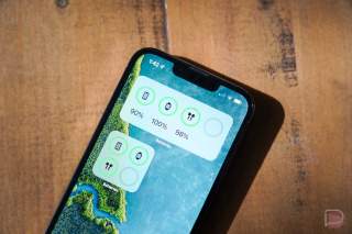 Phones With Replaceable Batteries Primed for Comeback in EU