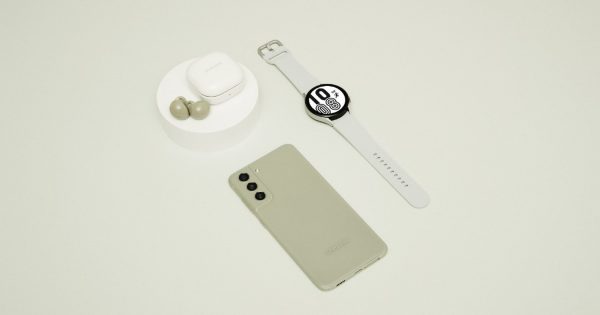 Galaxy S21 FE Sales Are a Go - Vimarsana News