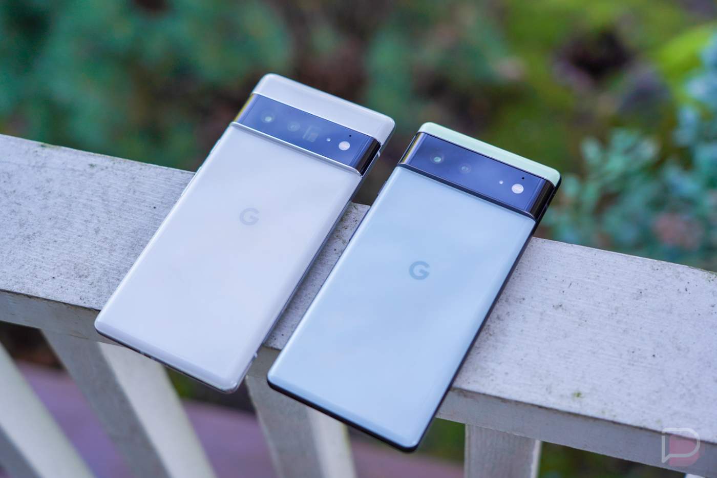 Google Pixel 6 Drops to $379 Today ($220 Off)
