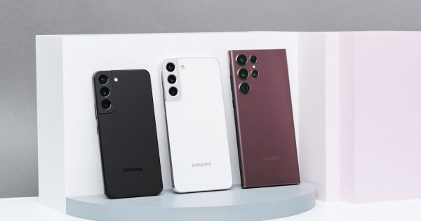 Galaxy S22 Lineup Now Official, Launch February 25 for $799+ - Vimarsana News