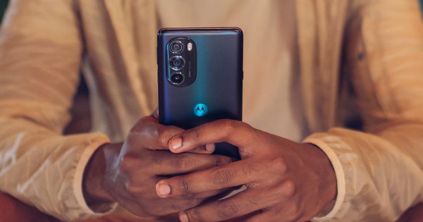 The New Motorola Edge+ Looks Kind of Nice - Vimarsana News