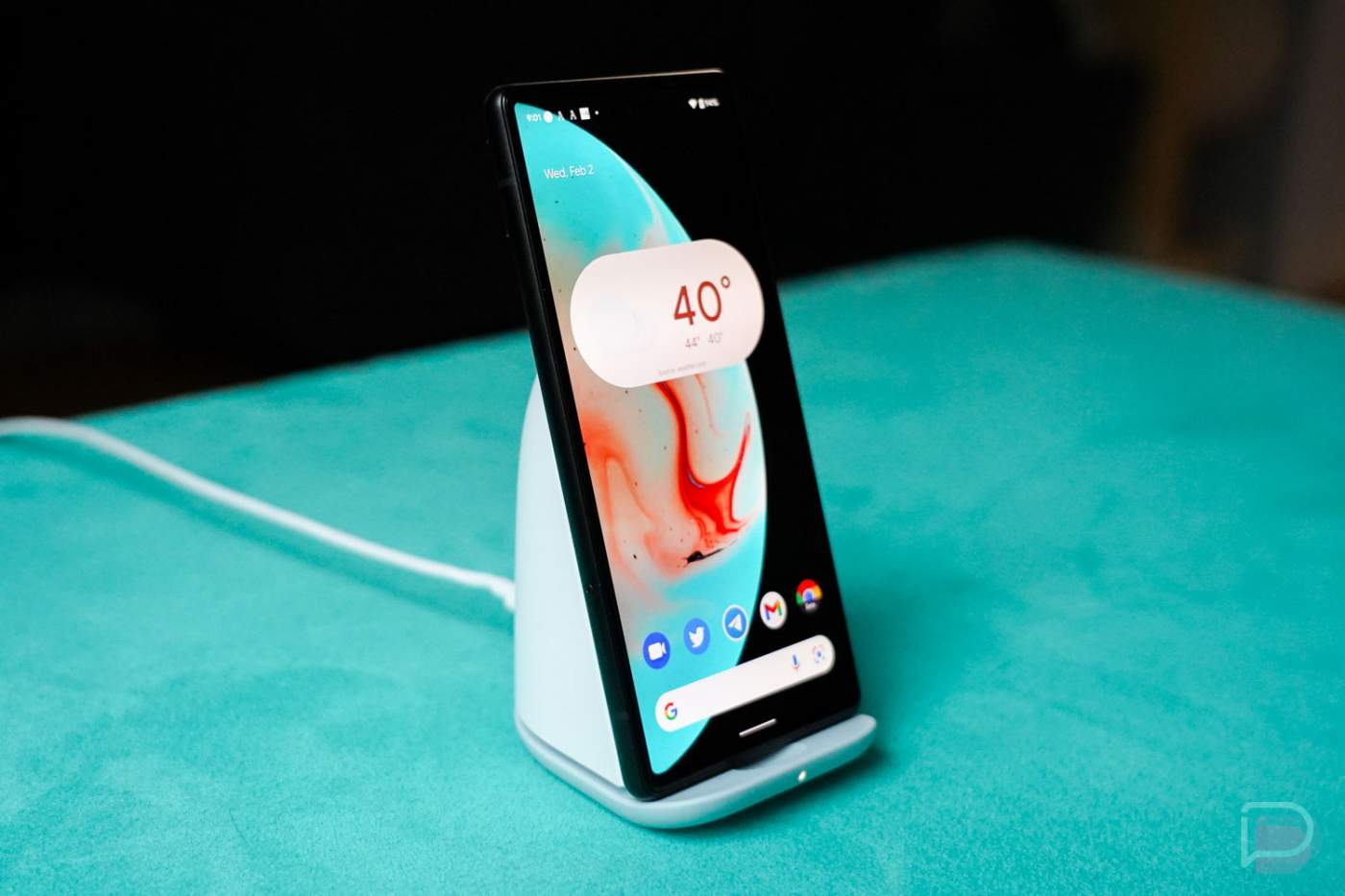 Google Lets Customers Know Their $80 Pixel Stand Finally Charges Fast