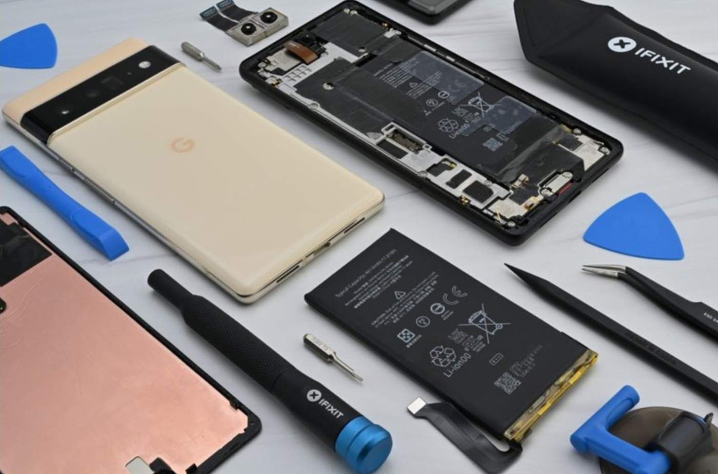 Google, iFixit Partnership Will Make Fixing Your Pixel Phone a Total Breeze