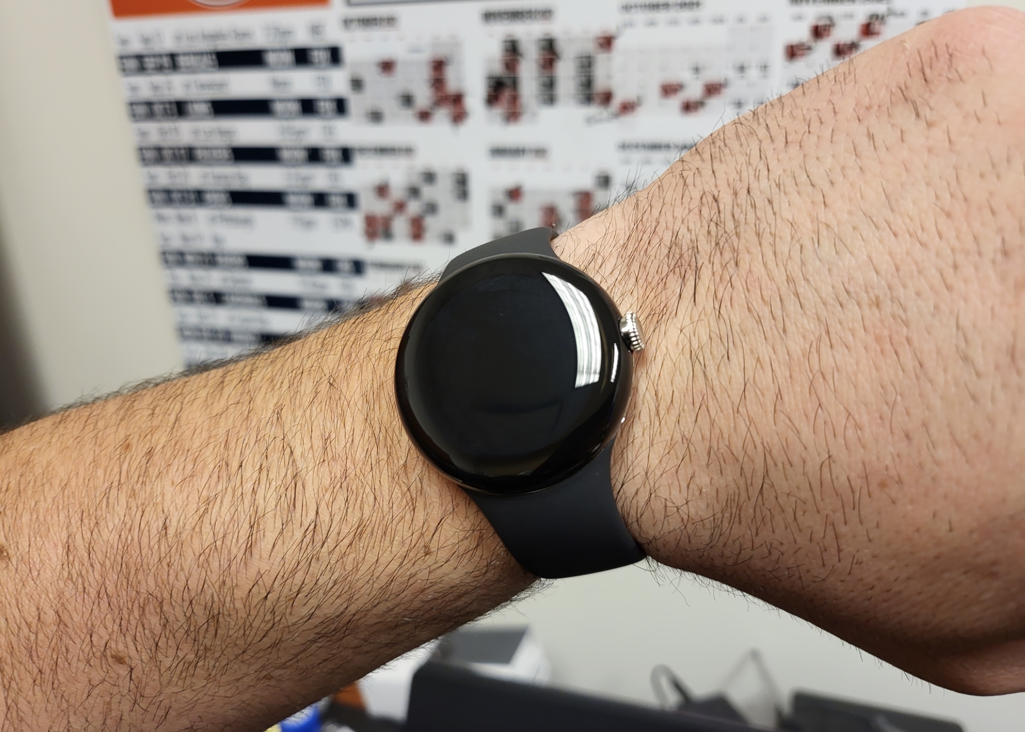 The Pixel Watch Looks Amazing on Wrist