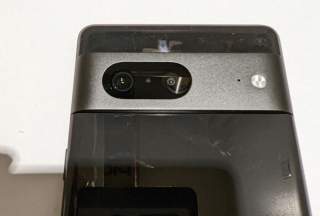 A Guy Tried to Sell a Pixel 7 and Pixel 7 Pro Prototype Months Early