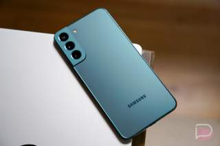 Galaxy S22 Lineup Now Part of Samsung’s Re-Newed Program