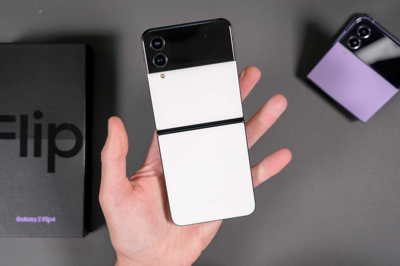 Galaxy Z Flip 4: First 10 Things To Do!