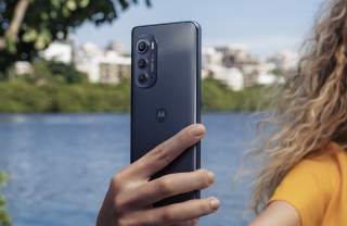 Motorola’s Next US Phone is Another Edge, Not the New Razr