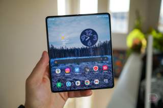 Galaxy Z Flip 4, Galaxy Z Fold 4 Get One UI 8 Updates in US