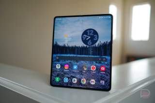 Galaxy Fold 4 Gets a $450 Discount in Its Final Days