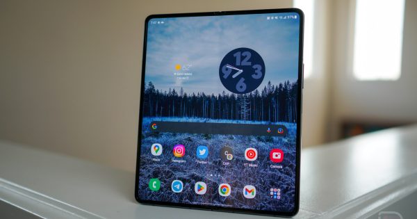 Galaxy Fold 4 Gets Massive Discount in Its Final Days - Vimarsana News