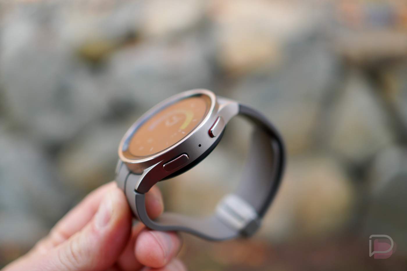 Samsung’s Early Galaxy Watch 5 Pro Black Friday Deal is $50 Off With a Free Extra Band