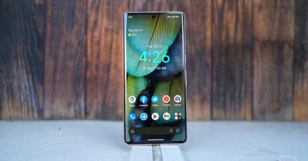 Pixel 7 Pro با تخفیف ۶۲۰ دلاری، Wild New Low را تنظیم میکند Pixel 7 Pro با تخفیف ۶۲۰ دلاری، Wild New Low را تنظیم میکند