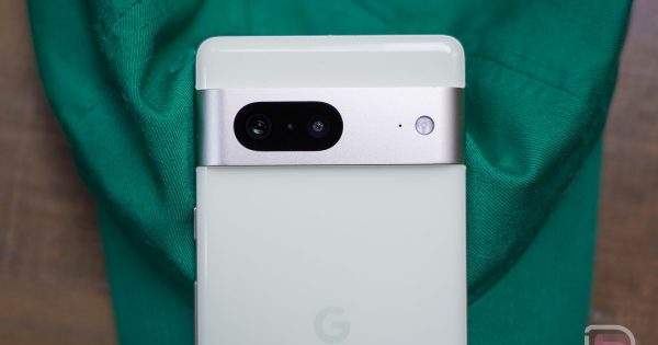 Google's Pixel 7 Referral Program Gets You $1,000 - Vimarsana News