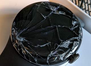 Dropping Your Pixel Watch is a Bad Idea