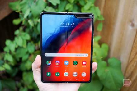 Original Galaxy Z Fold, Z Flip Drop to Quarterly Update Schedule