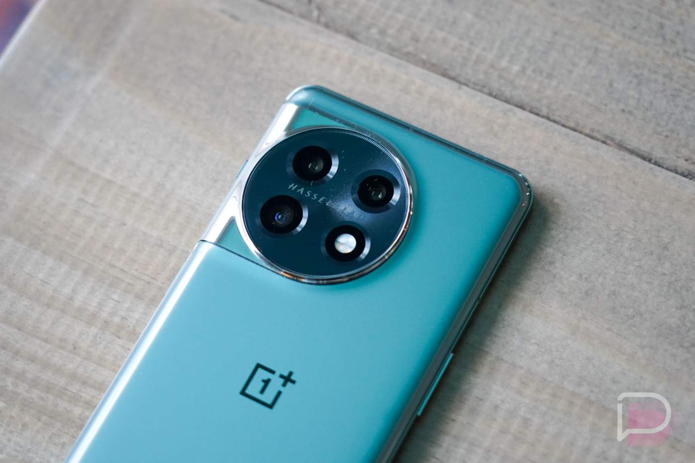 OnePlus 11 ($135 Off), OnePlus 10T ($220 Off) Discounted for Prime Day