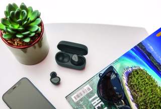 Jabra’s $99 Elite 4 Earbuds Now Out, Feature All the Necessities