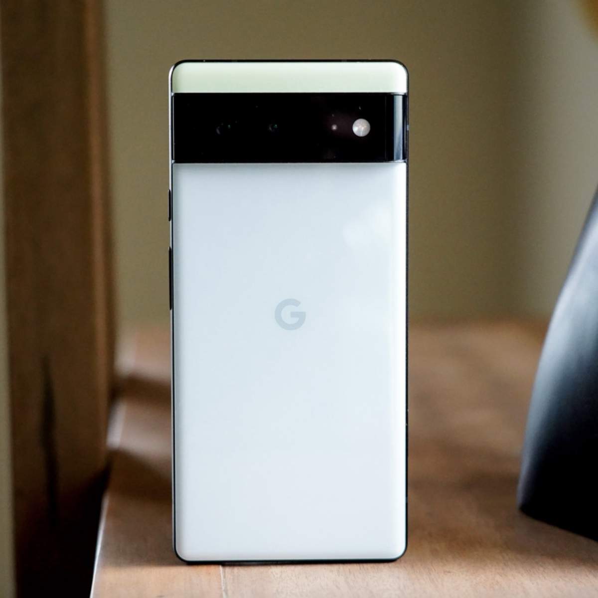Google Pixel 6 ホワイト 本体 Here's a Google Pixel 6 for $349