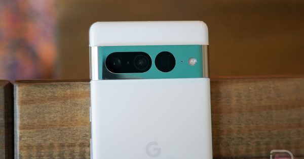 Google Pixel Update Schedule: When Will My Phone Get Updates? - Vimarsana News