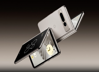 Here’s the Pixel Fold!