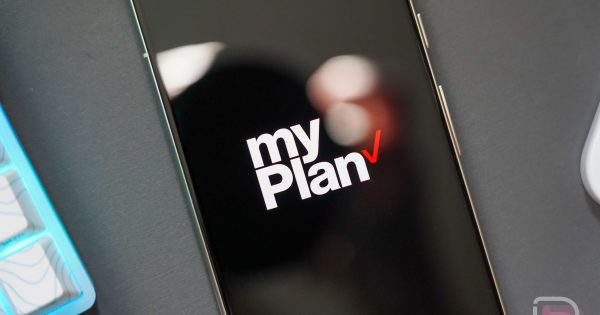 Verizon Netflix و Max را با قیمت ۱۰ دلار بسته بندی می کند Verizon Netflix و Max را با قیمت ۱۰ دلار بسته بندی می کند