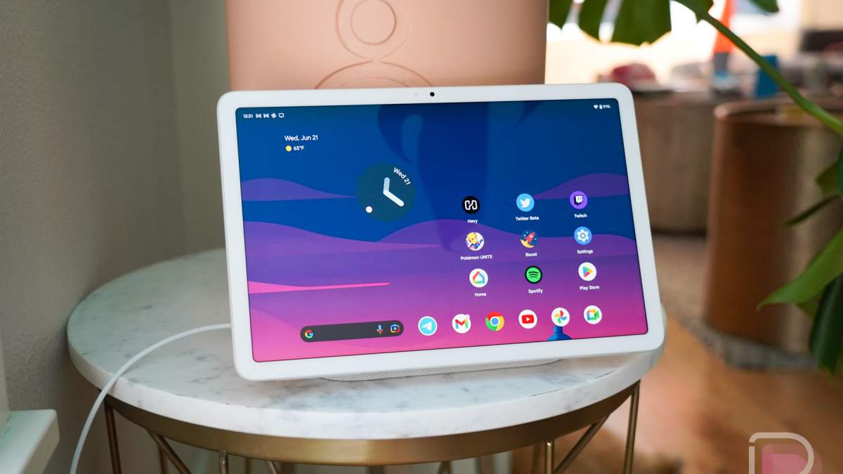 Google Swipes $90 Off Pixel Tablet With Dock