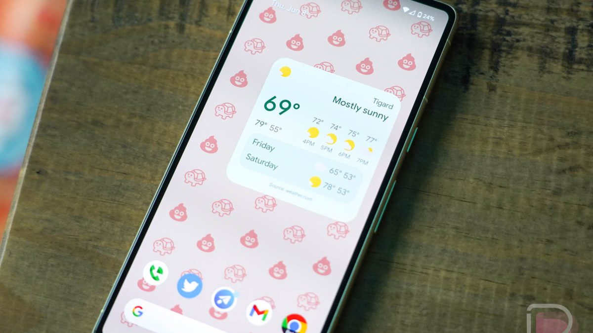 Googles Amazing Pixel Emoji Wallpaper Sneaks Out Early