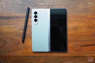 Samsung Says New Foldables are Lighter, Thinner, and More Durable