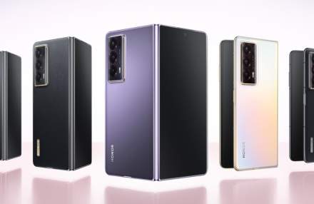 Honor’s Magic V2 Foldable is Ridiculously Thin