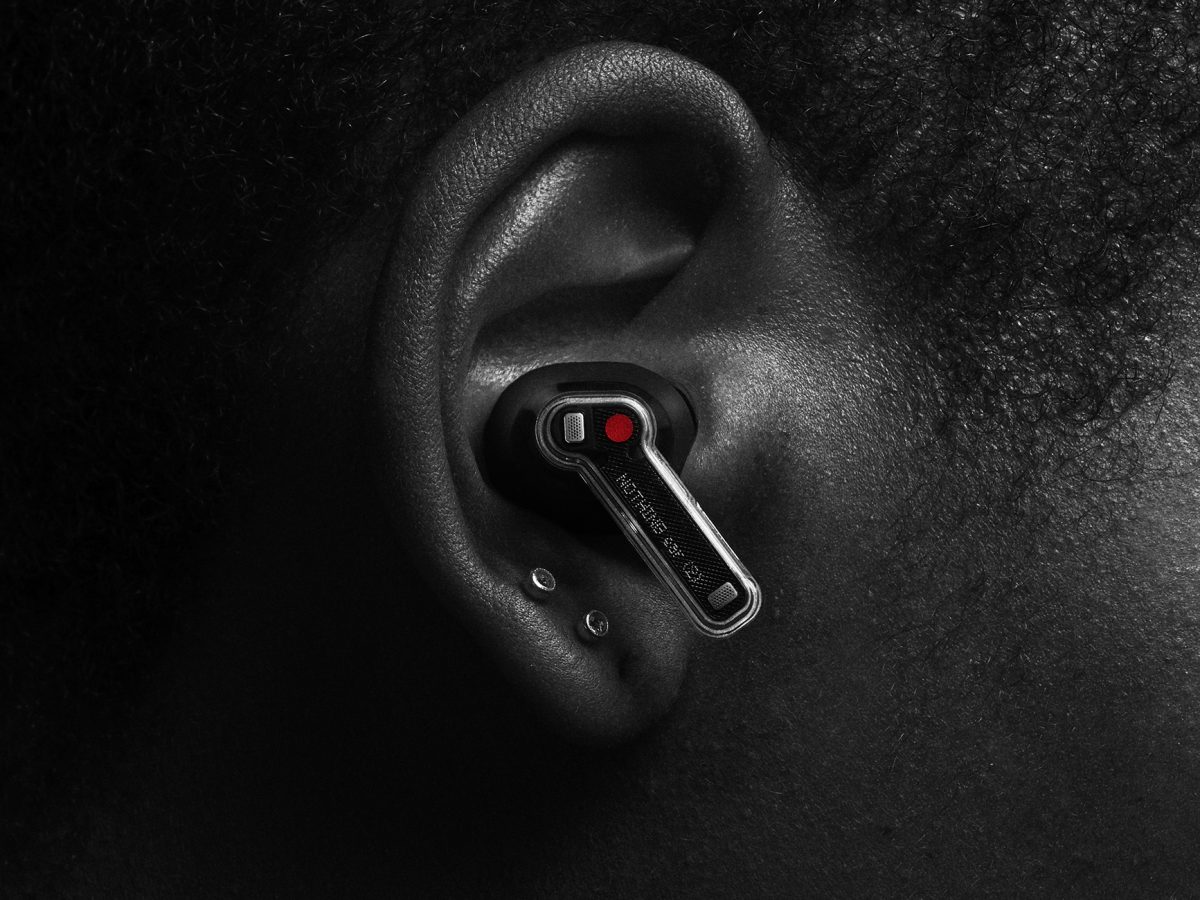 Nothing-Ear-2-Black-1-1200x900