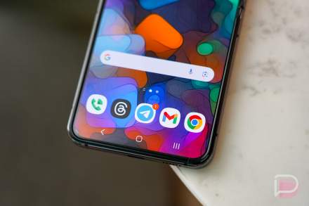 Pixel Owner Finally Tries Gestures and Instantly Mindblown