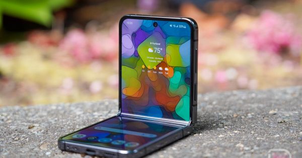 Samsung Galaxy Z Fold 5 review: Crawling towards perfection