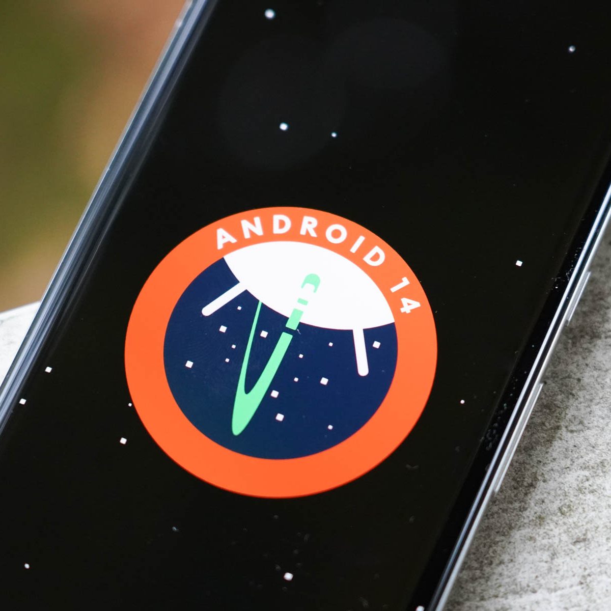 Android 14 Beta 4.1 is rolling out now with bug fixes for all Pixels  including Pixel Fold and Tablet - PhoneArena