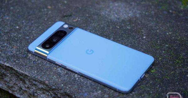 Google Pushes New Pixel April Update to Fix Calling and Network Issues - Vimarsana News