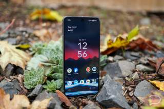 Pixel 8 Review: Definitely Not a Small Pixel 8 Pro