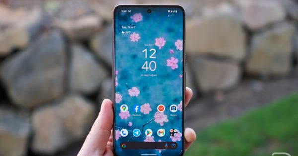 Google Smacks Pixel 8 Pro با ۲۰۰ دلار تخفیف Google Smacks Pixel 8 Pro با ۲۰۰ دلار تخفیف
