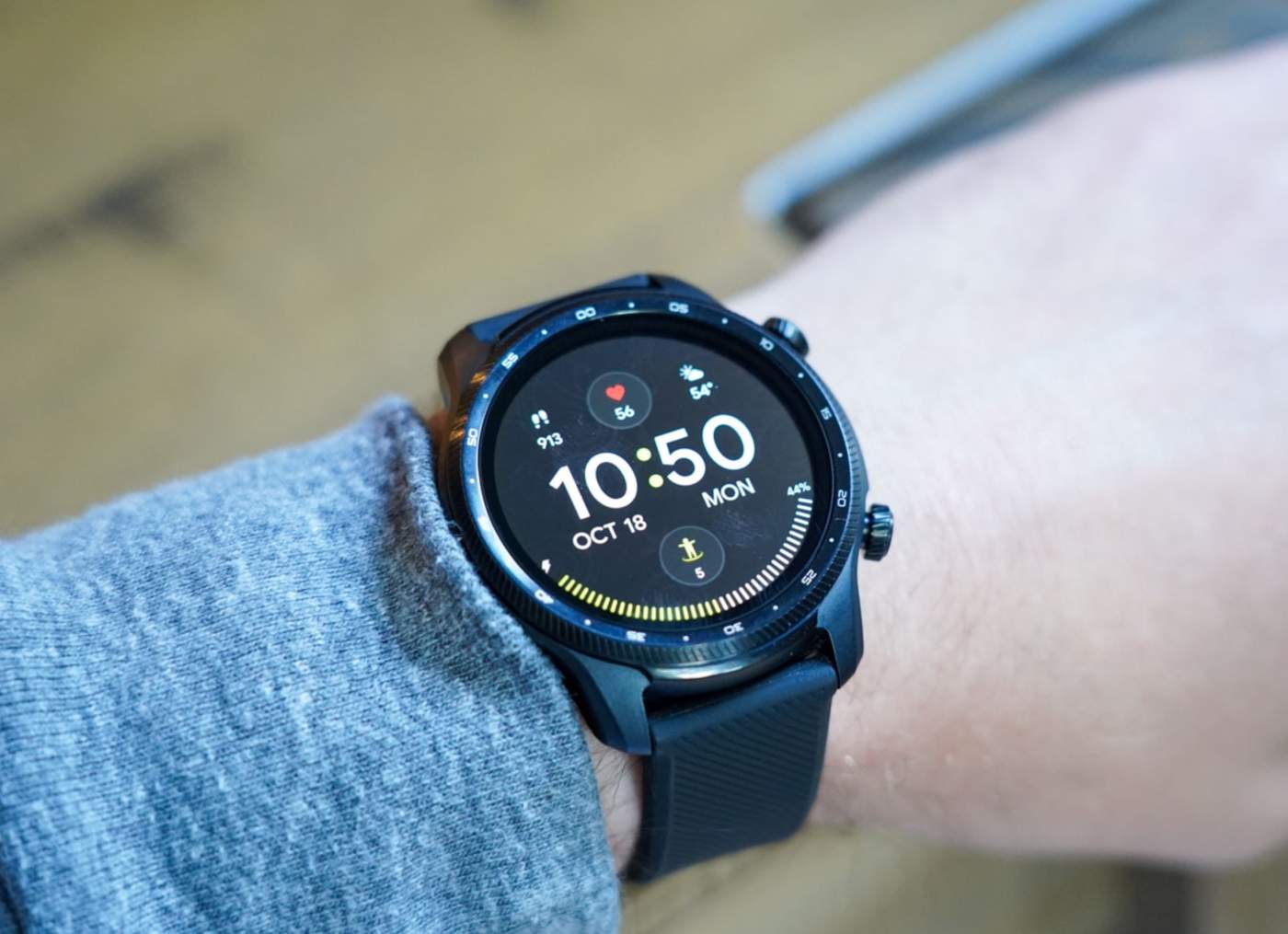 Mobvoi Says It is Finally Updating Old Watches to Wear OS 3, Which is Years Old