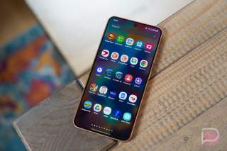 Samsung Reportedly Pauses One UI 7 Update Rollout Due to Bug (Updated)