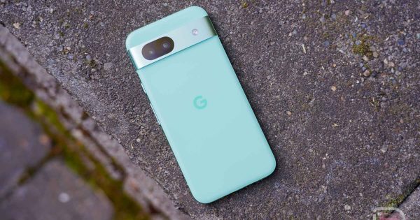 Pixel 8a اولین فایل های تصویری کارخانه را در روز راه اندازی دریافت می کند Pixel 8a اولین فایل های تصویری کارخانه را در روز راه اندازی دریافت می کند