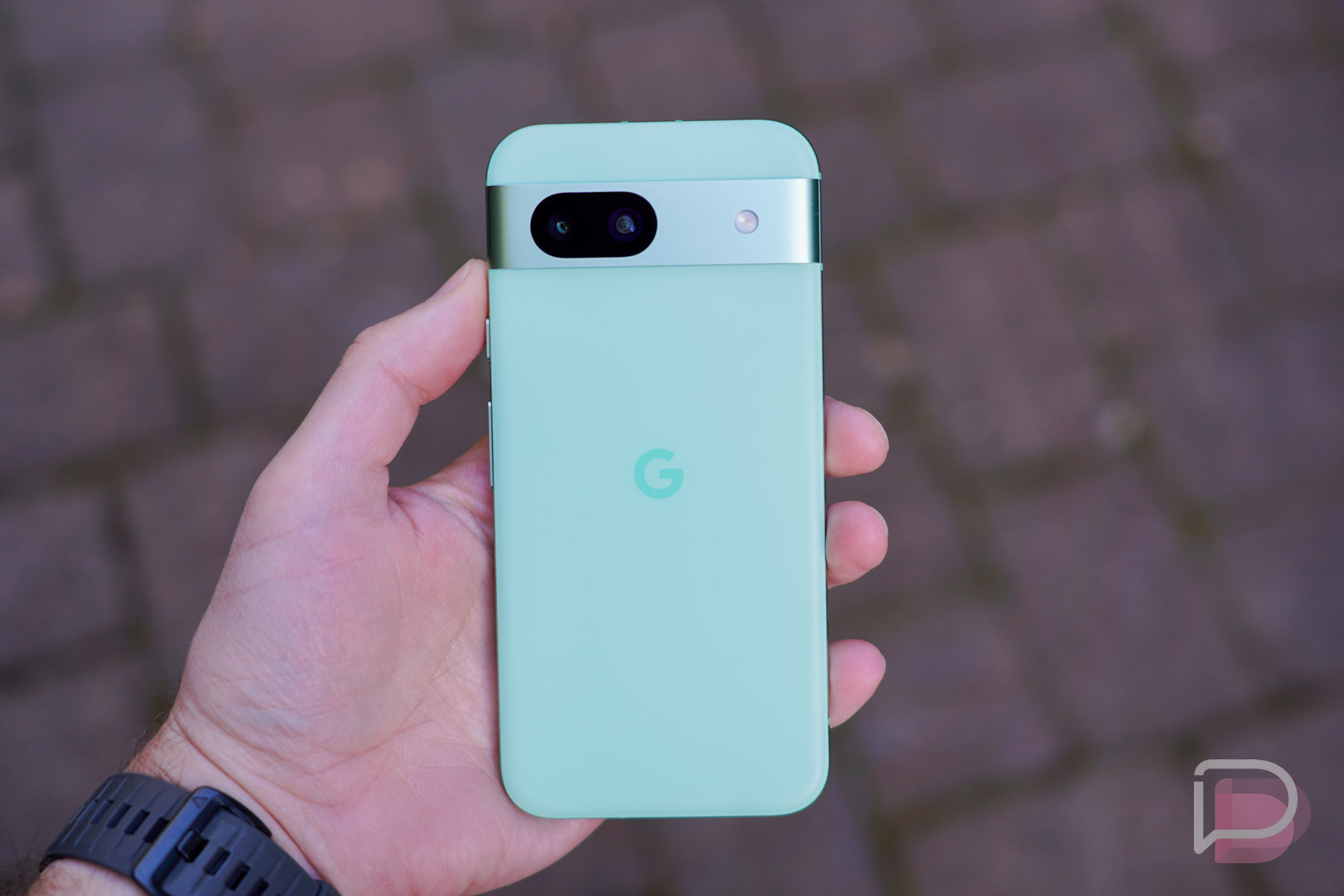 Google Pixel 8a - in hand