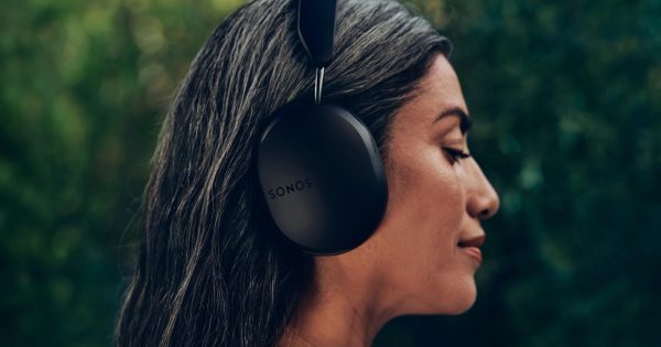 Sonos هدفون های Ace خود را معرفی کرد و یک بار هم به هوش مصنوعی اشاره نکرد Sonos هدفون های Ace خود را معرفی کرد و یک بار هم به هوش مصنوعی اشاره نکرد
