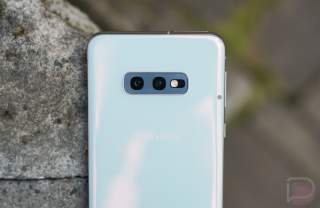 Ancient Galaxy S10 Also Receiving Surprise Update After Year Off