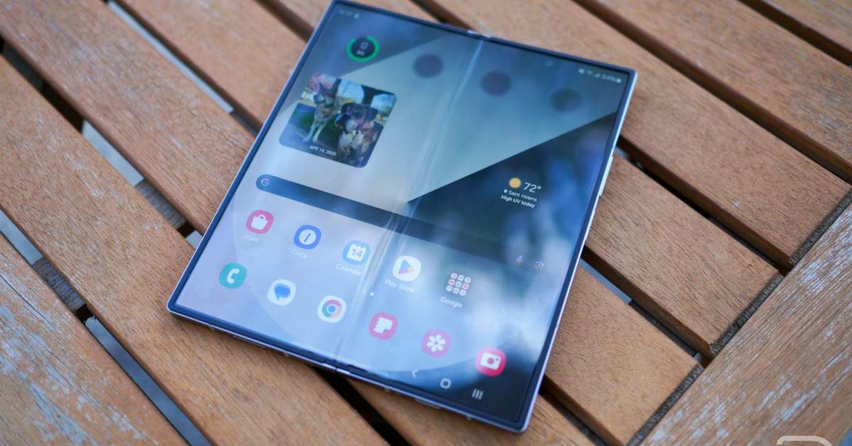Your Huge Galaxy Z Fold 6 One UI 7 Update Arrived