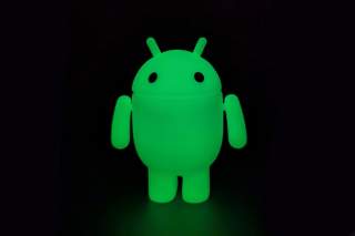 Dead Zebra’s New Glow in the Dark Android Mini Takes Me Back