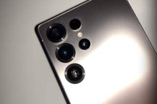 Video: Is This the Galaxy S25 Ultra? (Updated: More Images)