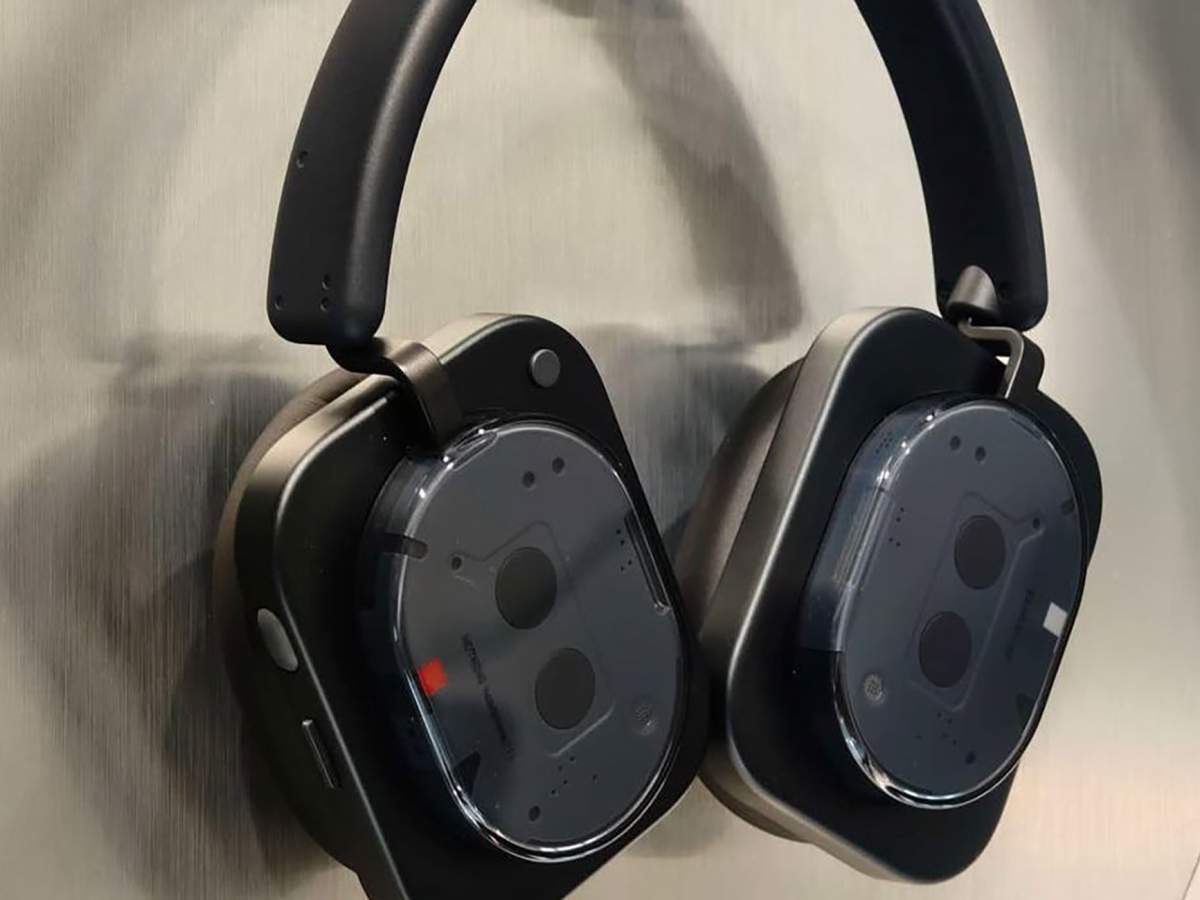 Here's the Nothing Headphone (1)